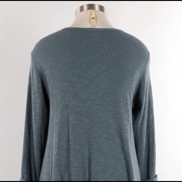 Angel V-Neck-Dusty Denim - Picture 2 of 2